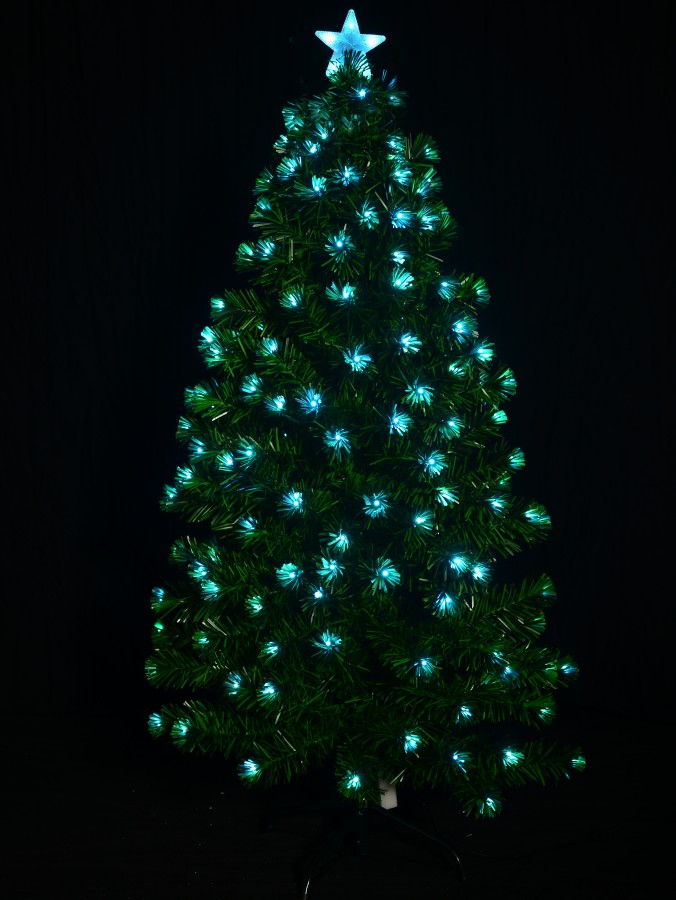Enchanting Multi & Single Colour Dynamic & Static LED Christmas Tree - 1.5m