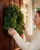 58cm Balsam Fir Evergreen Christmas Wreath | High Density 200 Tips