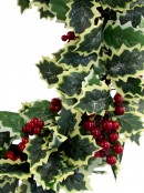 Holly Leaf & Berries Twig Wreath - 45cm