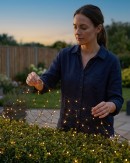 1024 Warm White LED Hybrid Solar & Electric Net Lights With Timer | 4m x 4m
