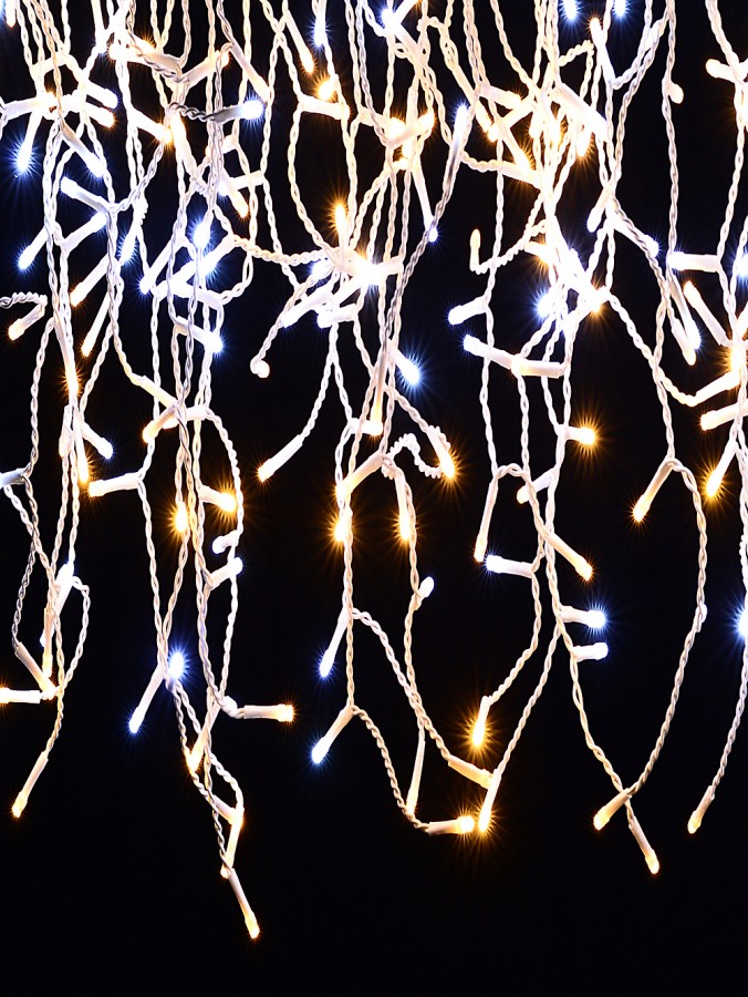 1008 Warm & Cool White LED 50m Icicle Light
