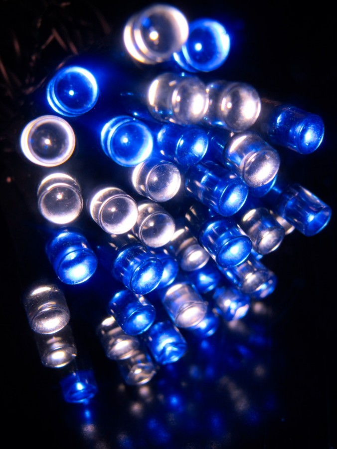 80 Blue & Cool White LED String Light - 8m