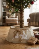 62cm Burlap & Prancing Reindeer Christmas Tree Collar With Rope Bow