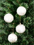 4x Dynamic White & Gold Statement Textured Vine Ball Bauble | 80mm