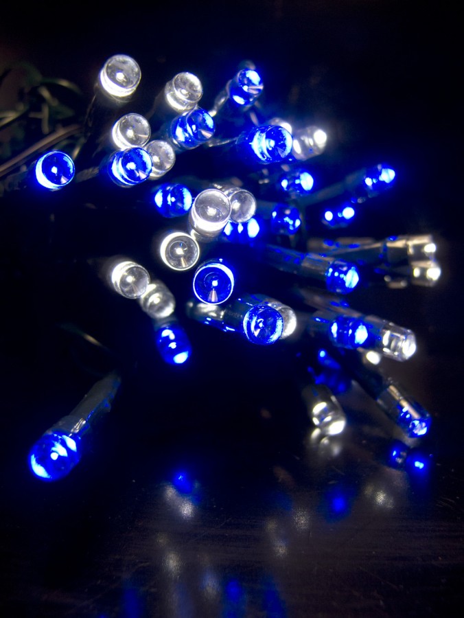 100 Blue & Cool White Lighting Connect LED String Light - 10m