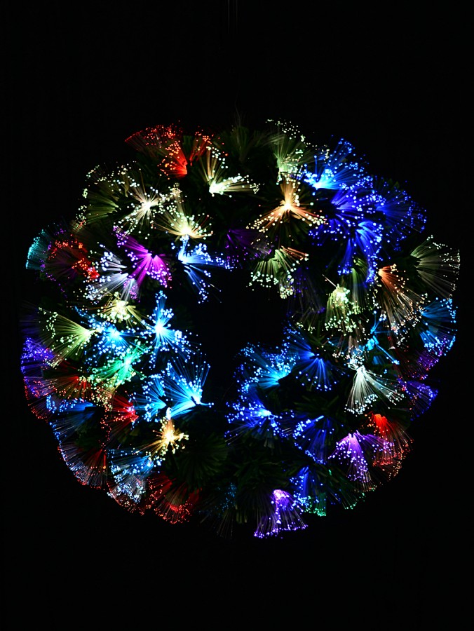 60cm Kaleidoscope Multi Colour LED Fibre Optic Christmas Wreath | 80 Tips