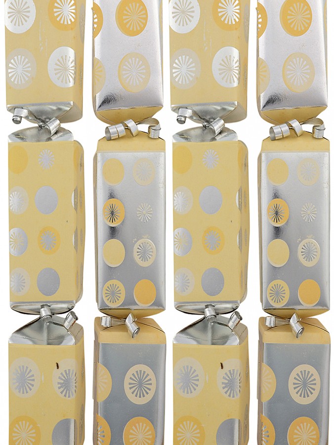 6x 29cm Light Yellow & Shiny Silver Retro Look Square Christmas Bon Bons