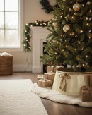 62cm Textured Gold & White Christmas Tree Collar With Rope Bow