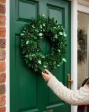 42cm Holly Leaf & Berry Shimmer Tinsel Christmas Wreath