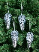 4x 11cm Silver & Blue Two Tone Natural Look Christmas Pinecones With Glitter