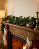 Classic 8ply Holly & Red Berries Fir Christmas Tinsel Garland | 5m x 90mm