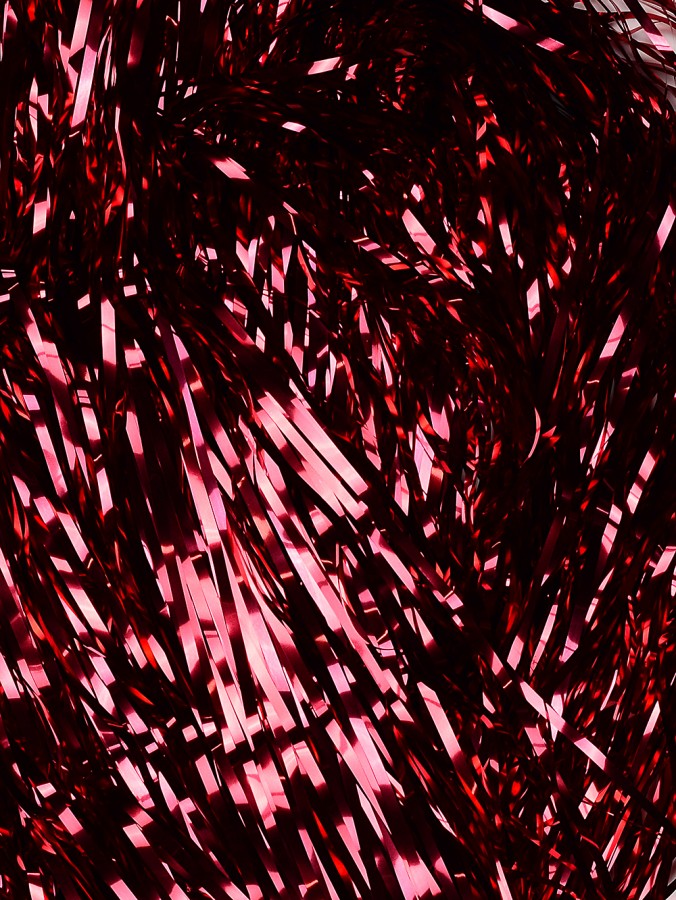 Metallic Red Whimsical Essential Wide Cut Tinsel Lametta | 98x Icicles