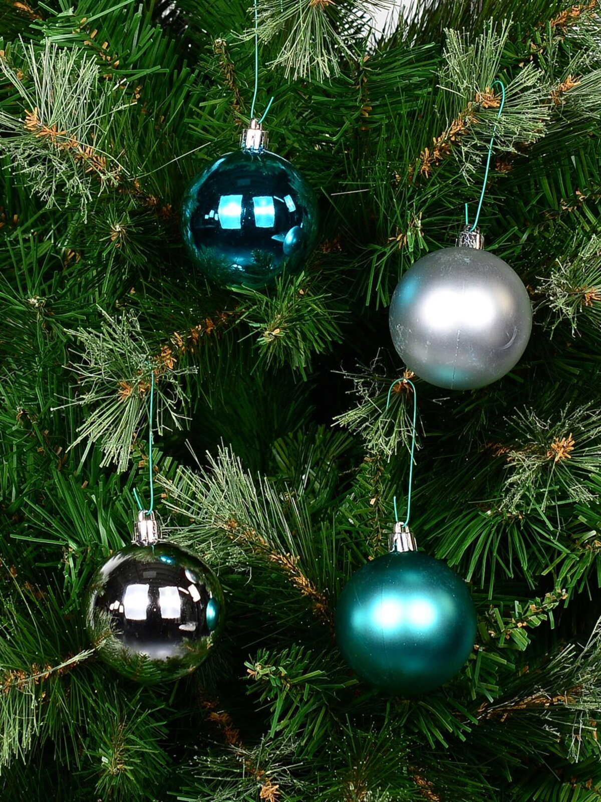 12x Timeless Turquoise Aqua & Silver Essential Matte & Shiny Ball Bauble | 60mm — image 2