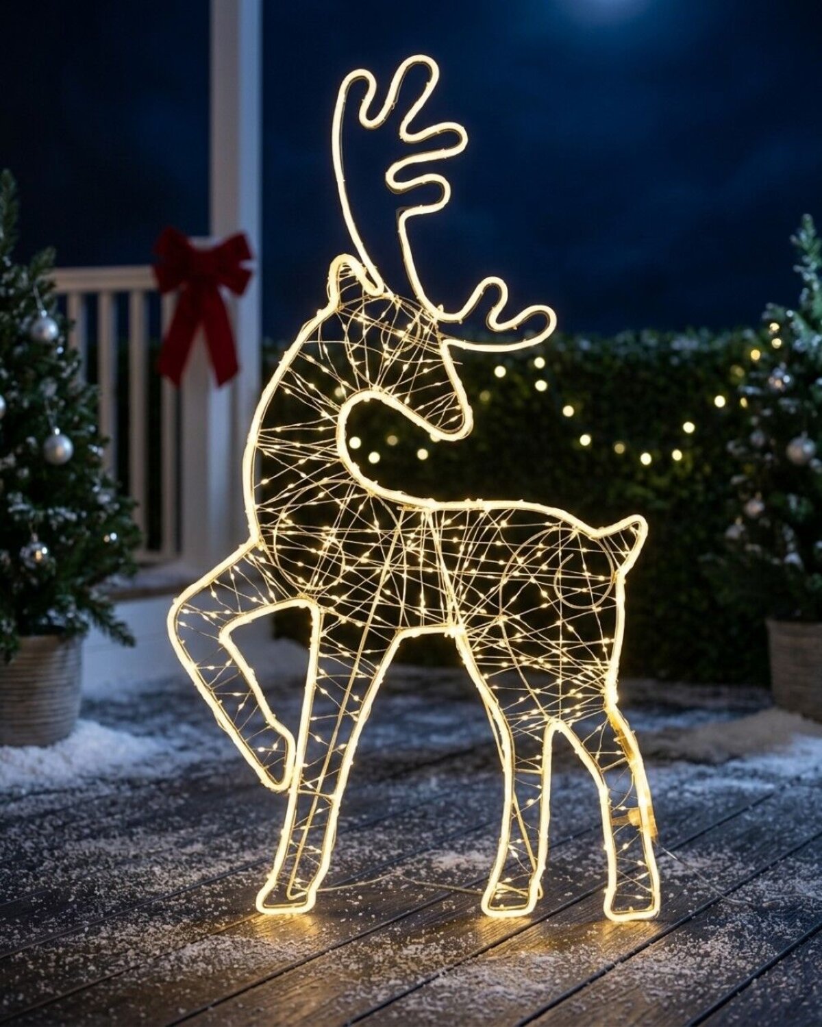 1m Radiant Standing Reindeer Outdoor Warm White Neon & String LED Display — image 4