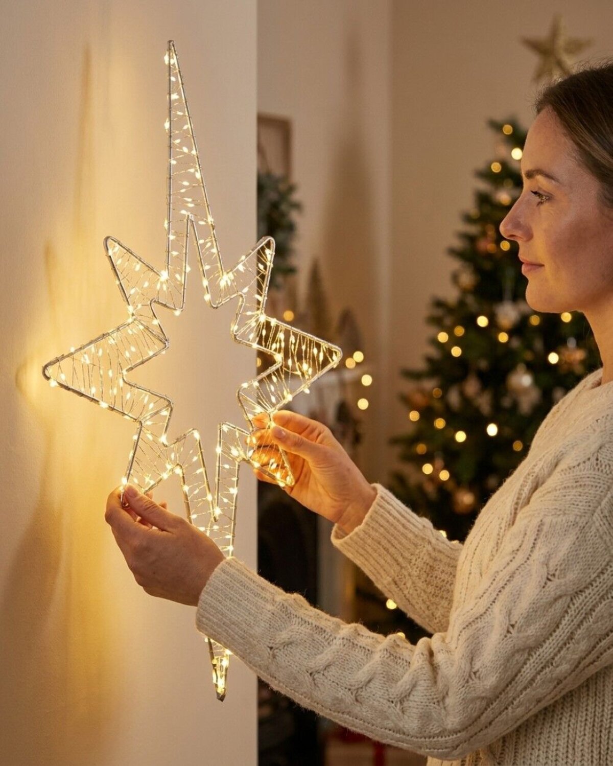 59cm Warm White LED Northern Star String Light Display — image 3