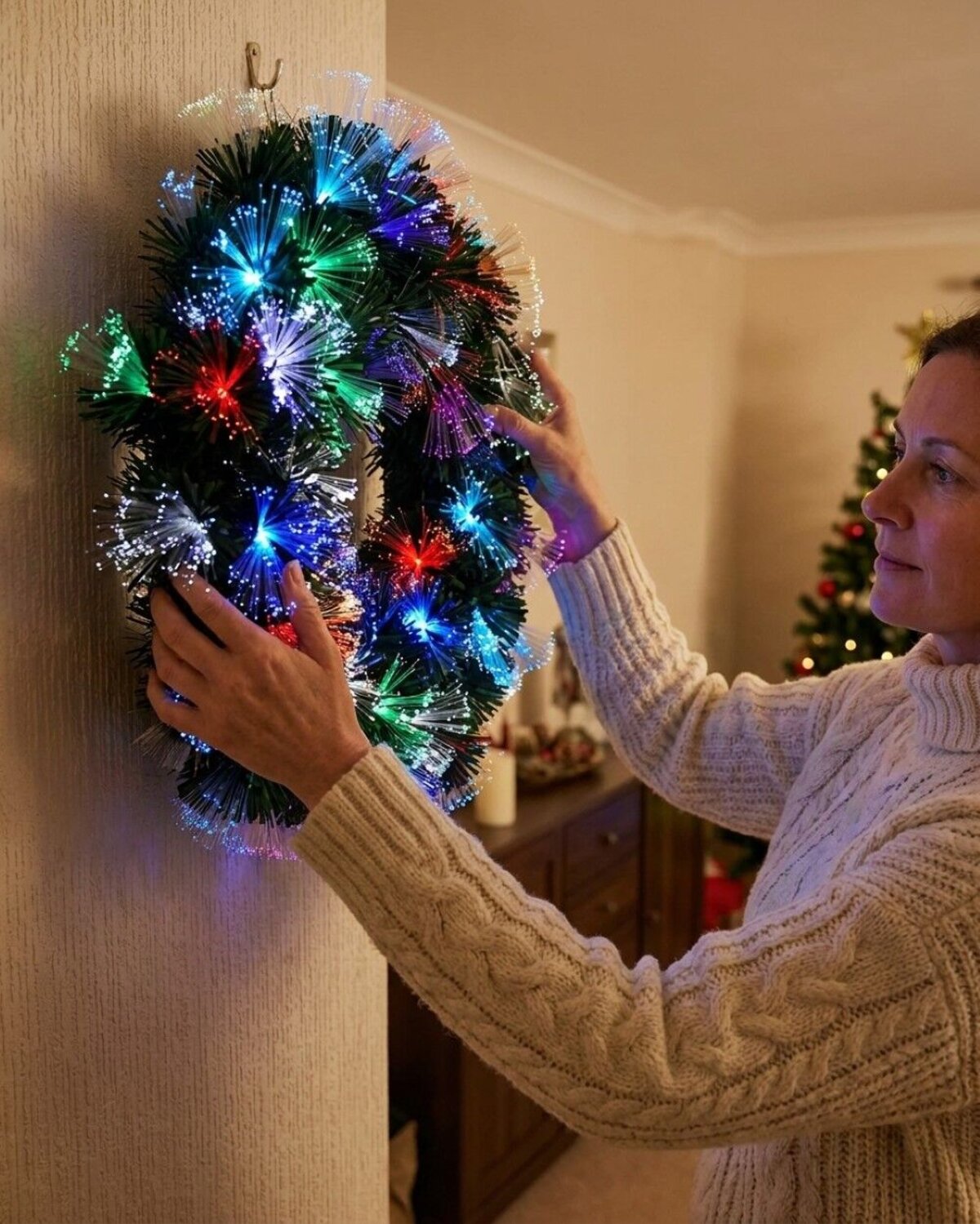60cm Kaleidoscope Multi Colour LED Fibre Optic Christmas Wreath | 80 Tips — image 3