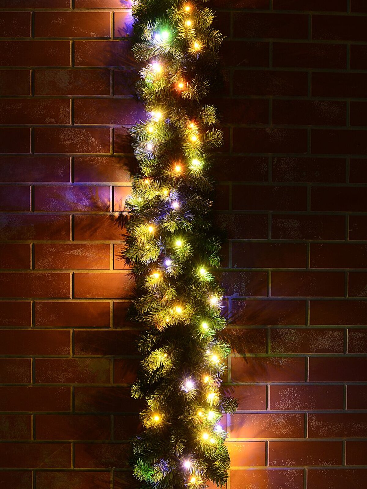 2.7m Dual LED Pre-Lit Balsam Pine Christmas Garland | 240 Tips & 100 Lights — image 6