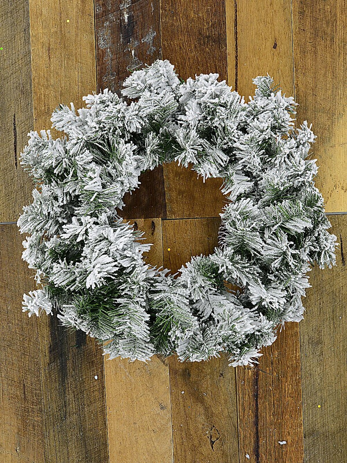 55cm Moderately Snow Flocked Fir Wreath | 120 Tips — image 2