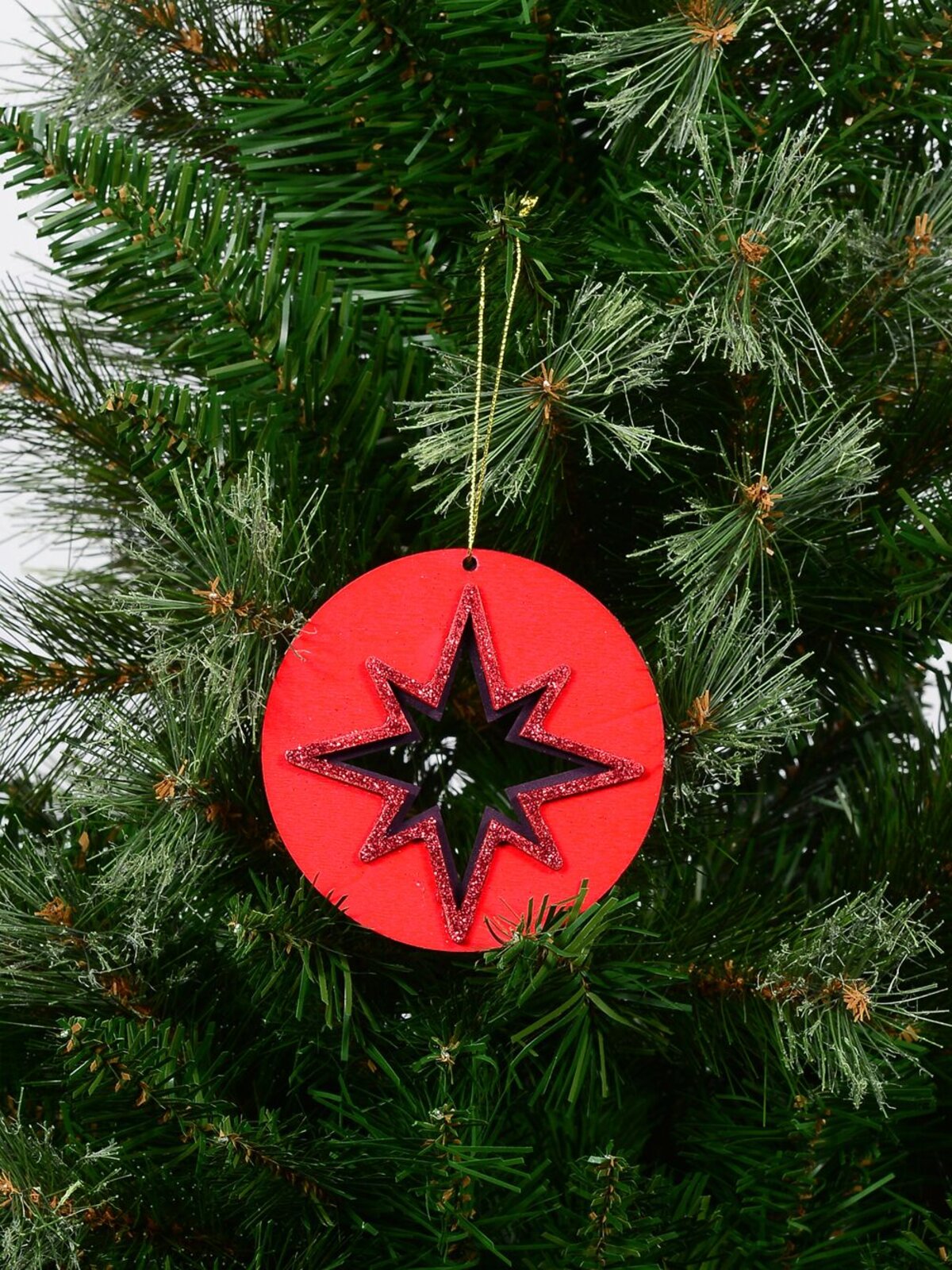 Red Wood Bethlehem Star Medallion Christmas Tree Hanging Decoration - 10cm — image 4