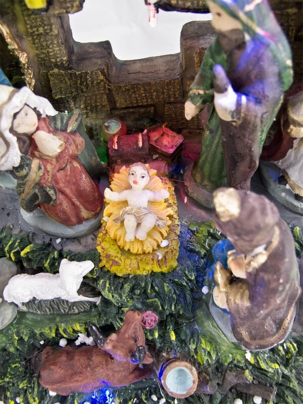 LED Resin Manger Scene Battery Operated Nativity Scene - 44cm
