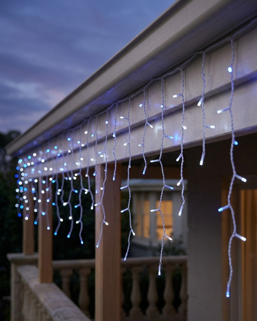 1660 Blue & Cool White LED Icicle String Lights 8 Function With Timer | 50m — image 2