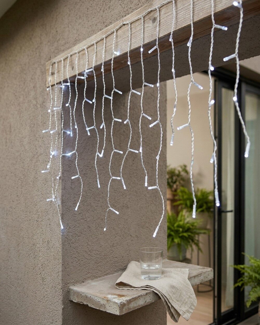 1660 Cool White LED Icicle String Lights 8 Function With Timer | 50m — image 4