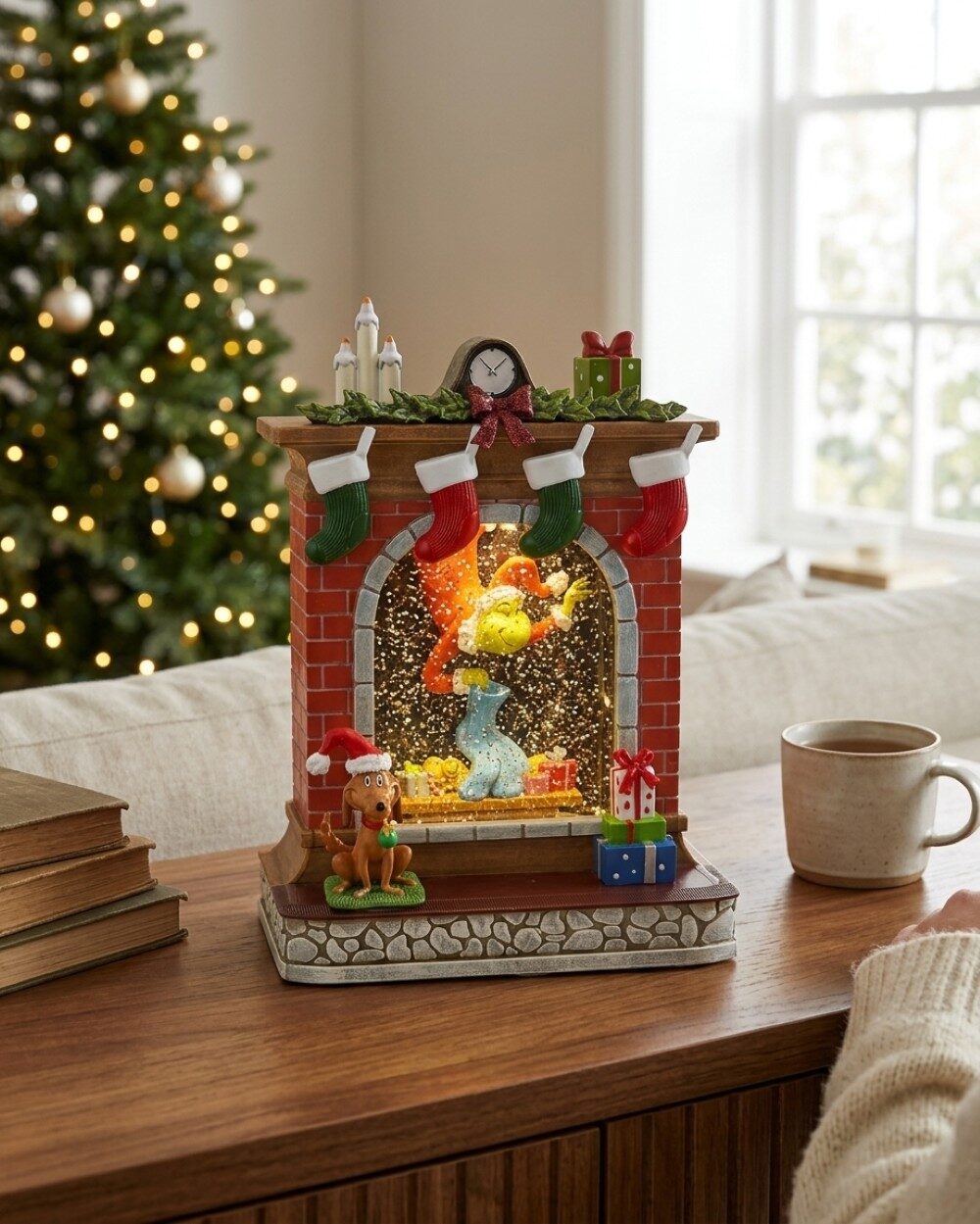 Dr. Seuss Grinch Fireplace Large LED Christmas Snow Globe Lantern | 25cm — image 4