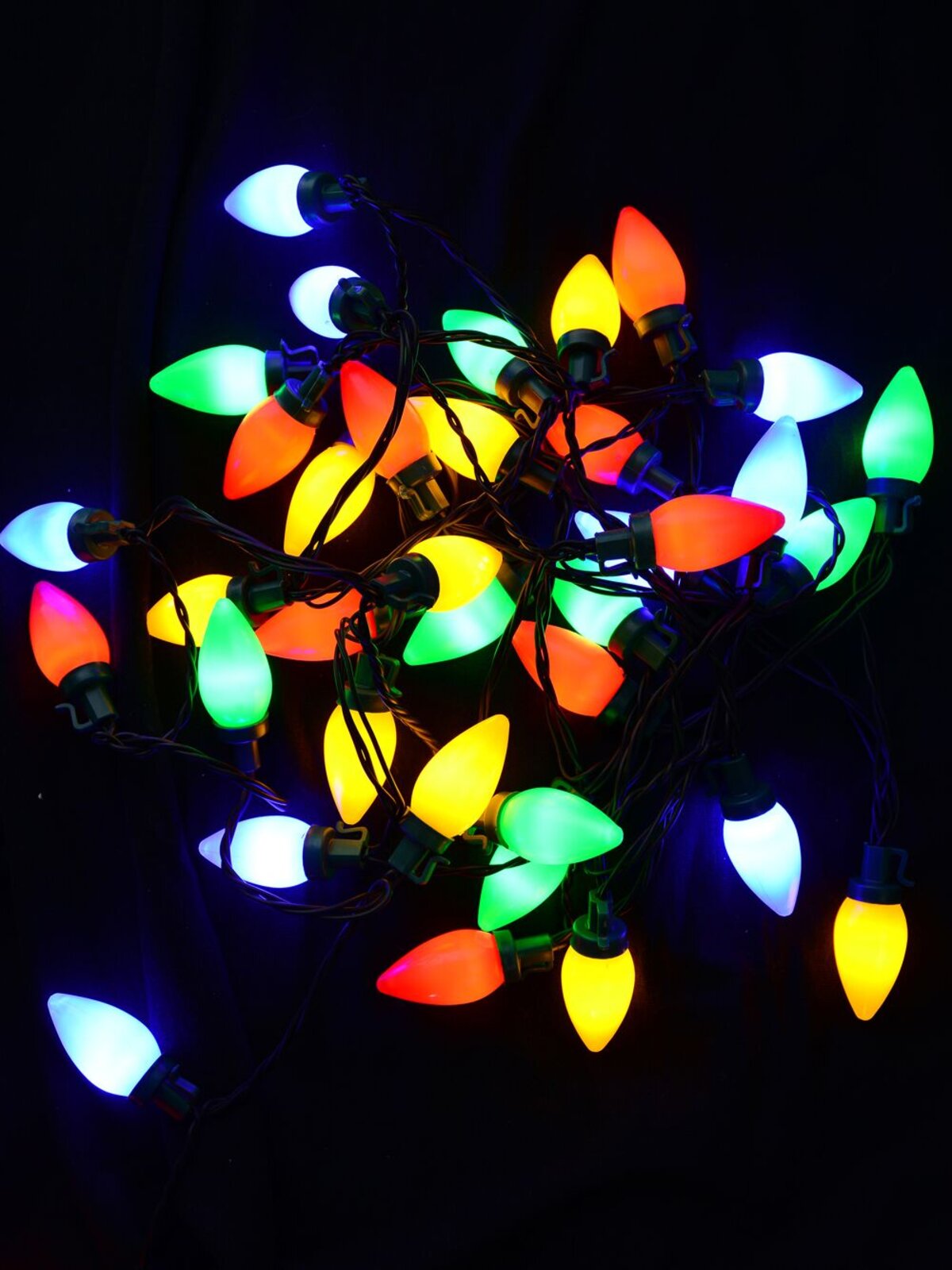 40 Multi Colour LED With C7 Bulb 3.9m String Light